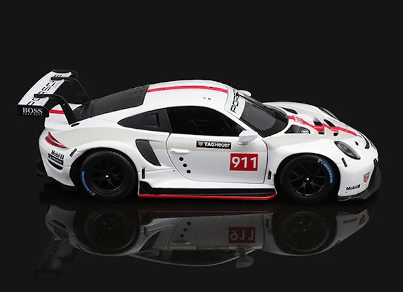 Porsche 911 RSR 2017 in scala 1:24 