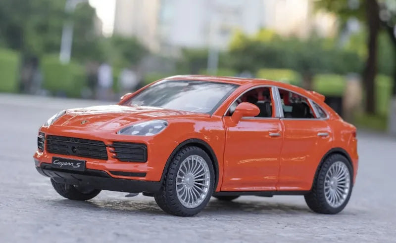 Porsche Cayenne S 2017 à l'échelle 1:24 