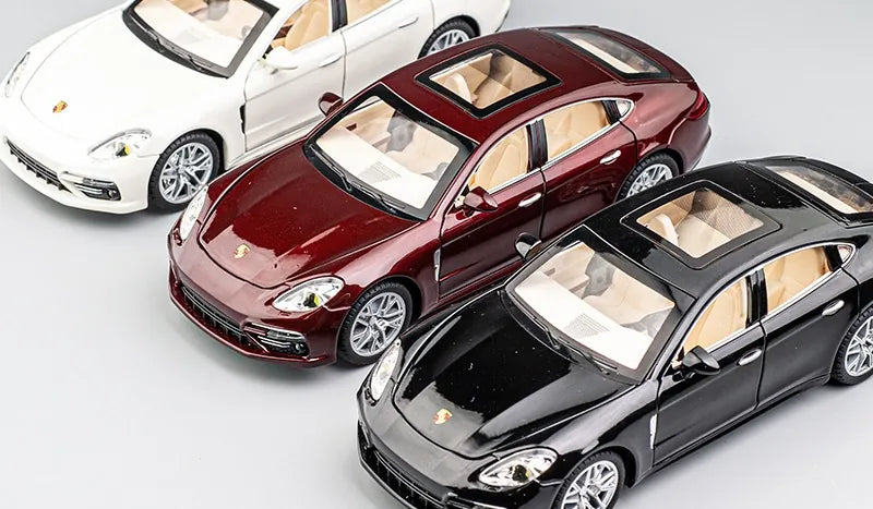 1:24 Porsche 2017 Panamera 4 E-Hybrid 