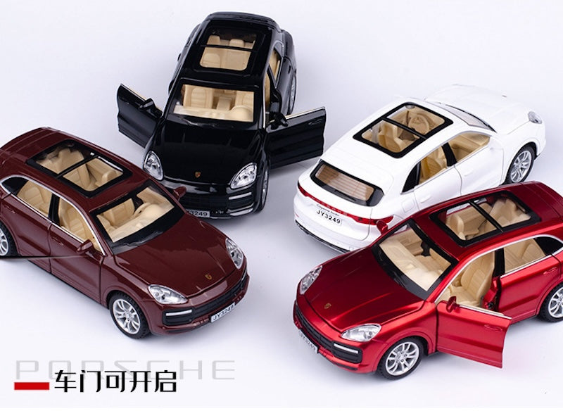 1:32 Porsche 2018 Cayenne Turbo Die Cast Model Car