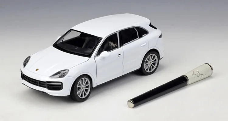 1:24 Porsche 2018 Cayenne Turbo