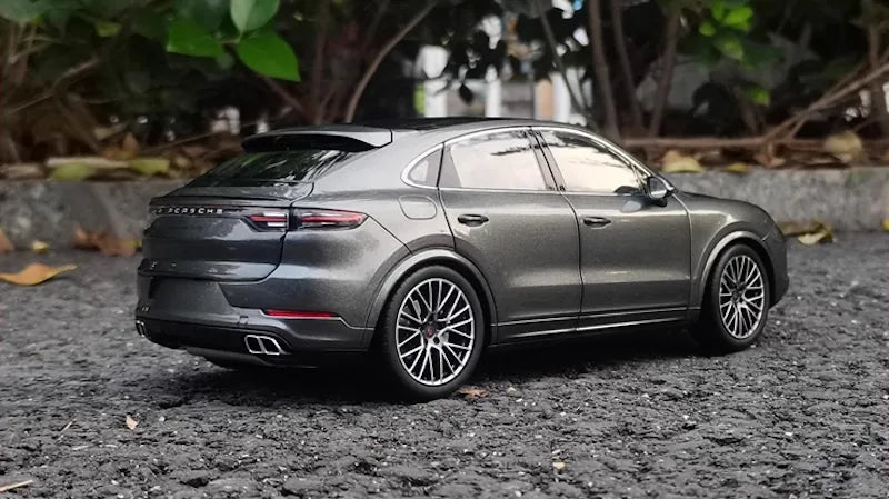 1:18 Porsche 2019 Cayenne Coupe Turbo