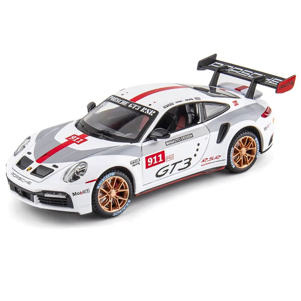 Porsche 911 GT3 RSR 2021 à l'échelle 1:24 