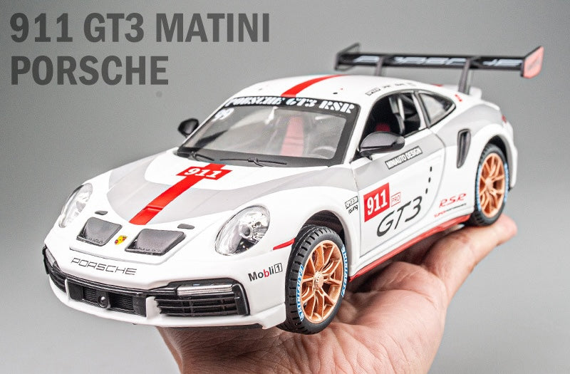 1:24 Porsche 2021 911 GT3 RSR Die Cast Model Car