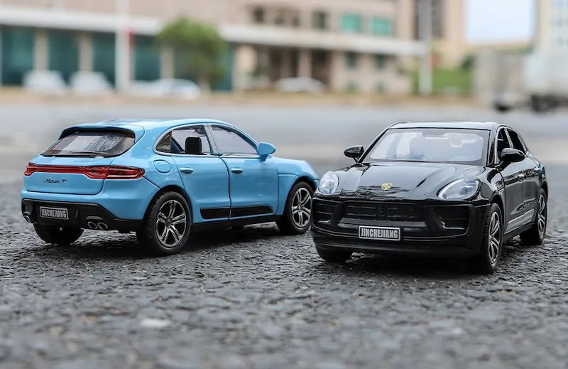 1:32 Porsche 2023 Macan T 