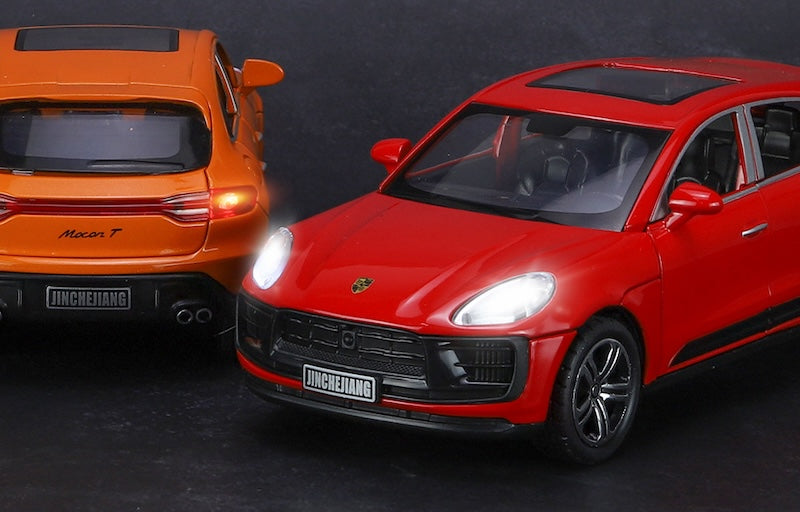 1:32 Porsche 2023 Macan T Die Cast Model Car