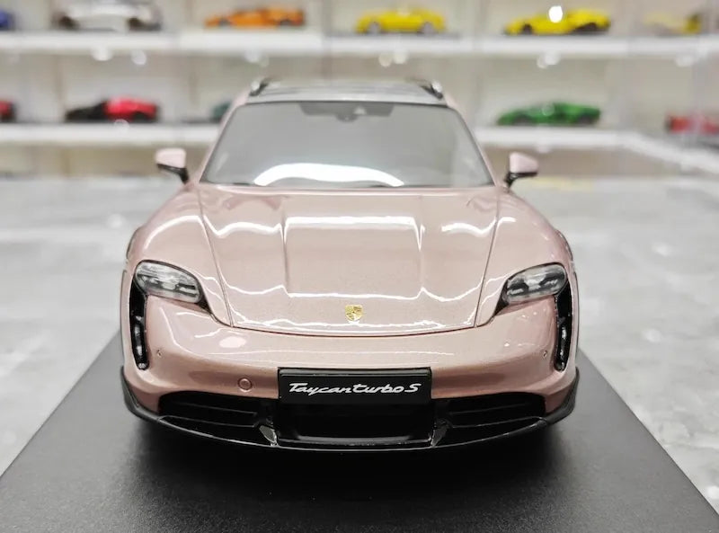 1:18 Porsche 2021 Taycan Cross Turismo Turbo S