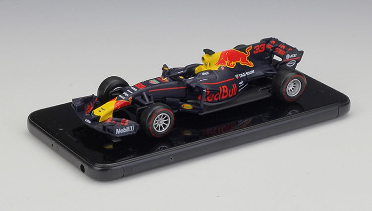 1:43 Red Bull 2017 Racing TAG Heuer RB13 Formula 1 Model Car