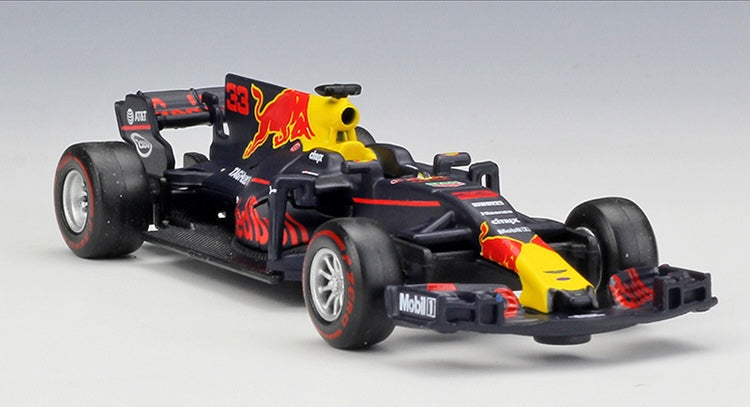 1:43 Red Bull 2017 Racing TAG Heuer RB13 Formula 1 Model Car