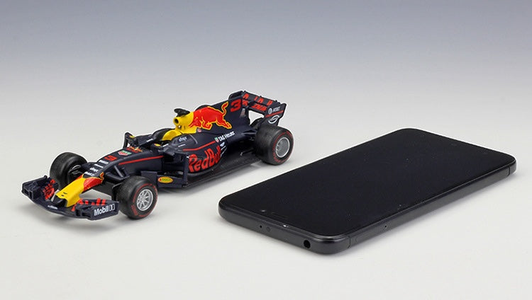 1:32 Red Bull 2017 Racing TAG Heuer RB13 Formula 1 Model Car