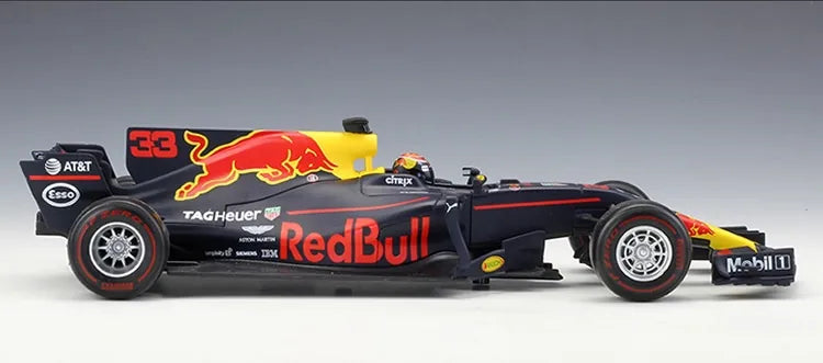 1:18 Red Bull 2017 Racing TAG Heuer RB13