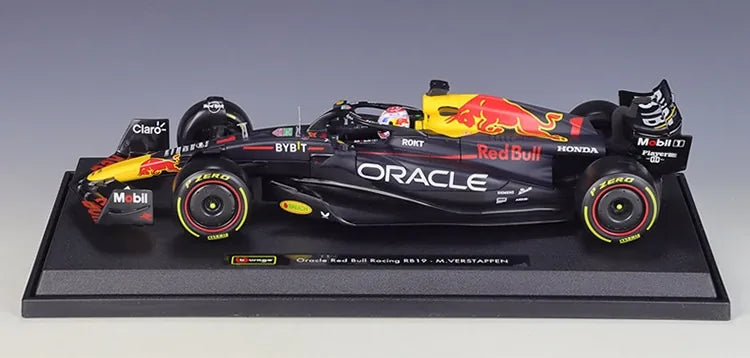 1:18 Red Bull Racing RB19 2023 