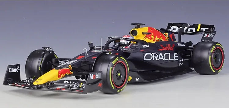 1:18 Red Bull Racing RB19 2023 