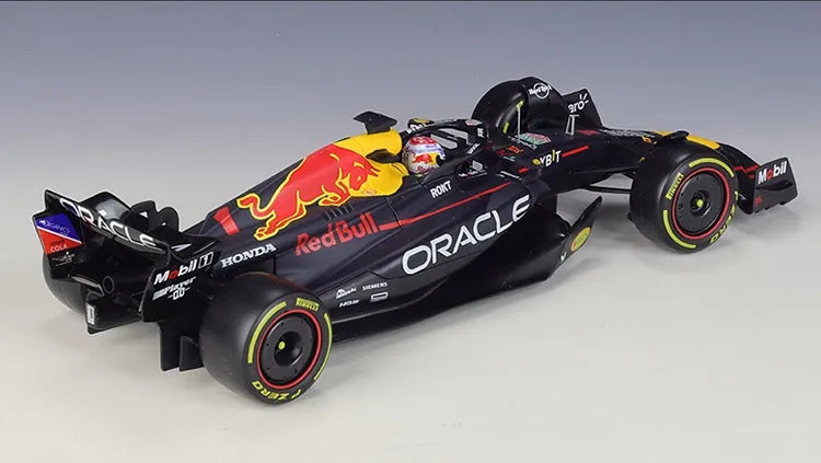 1:18 Red Bull Racing RB19 2023 