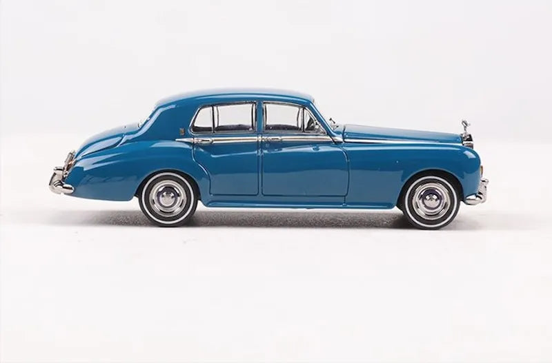 1:64 Rolls-Royce 1965 Silver Shadow 