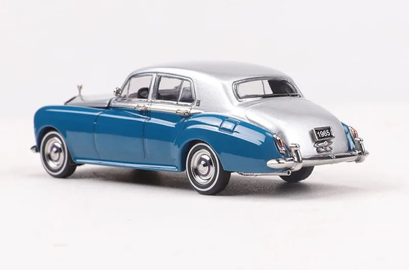 1:64 Rolls-Royce 1965 Silver Shadow 