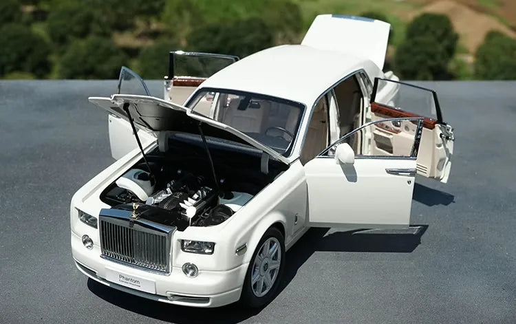 1:18 Rolls-Royce 2003 Phantom