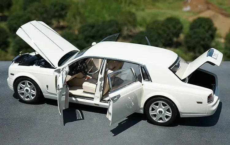 1:18 Rolls-Royce 2003 Phantom