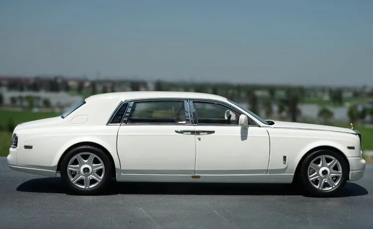 1:18 Rolls-Royce 2003 Phantom