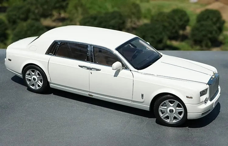 1:18 Rolls-Royce 2003 Phantom