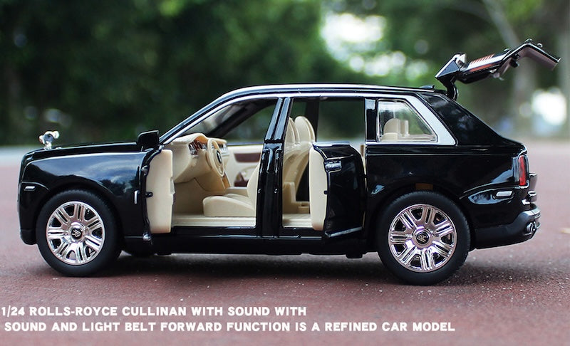 1:24 Rolls-Royce 2018 Cullinan Die Cast Model Car