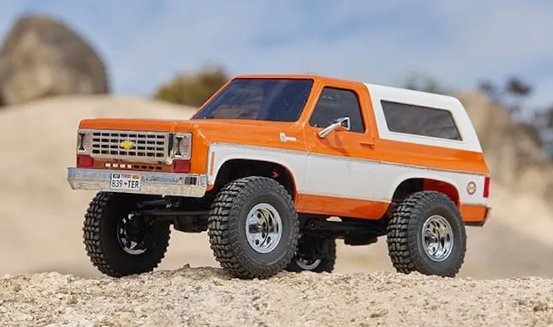 1:24 R/C STK-003 Chevrolet K5 2.4G Off Road Truck Car