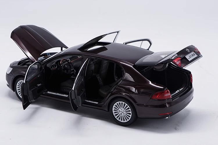 1:18 Skoda 2008 Superb Die Cast Model Car