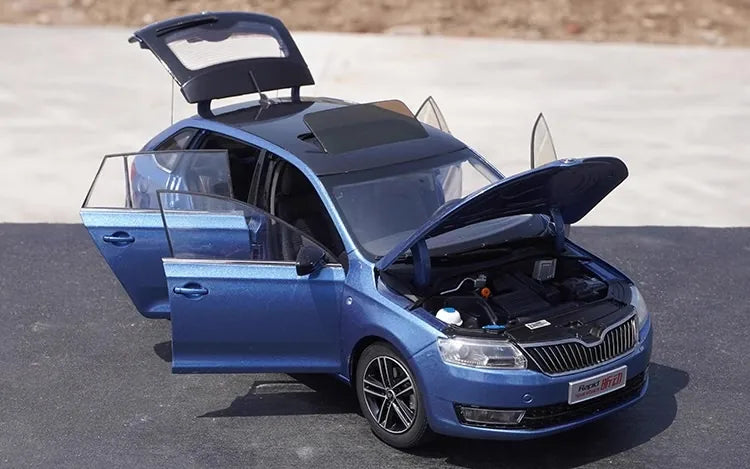 1:18 Skoda 2013 Rapid Spaceback