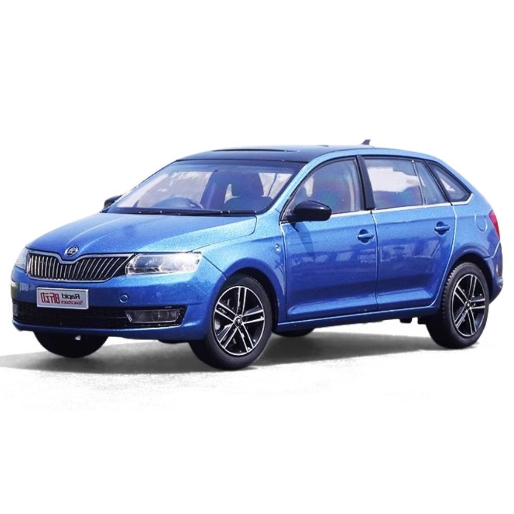 1:18 Skoda 2013 Rapid Spaceback Blue Die Cast Model Car