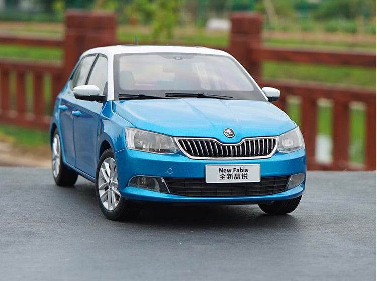 1:18 Skoda 2014 Fabia Die Cast Model Car