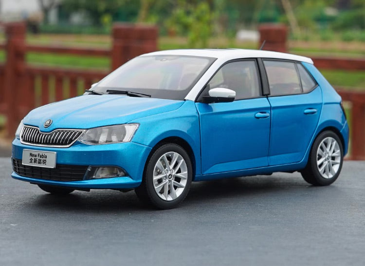 1:18 Skoda 2014 Fabia Die Cast Model Car