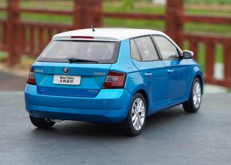 1:18 Skoda 2014 Fabia Die Cast Model Car