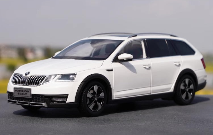 1:18 Skoda 2017 Octavia Die Cast Model Car