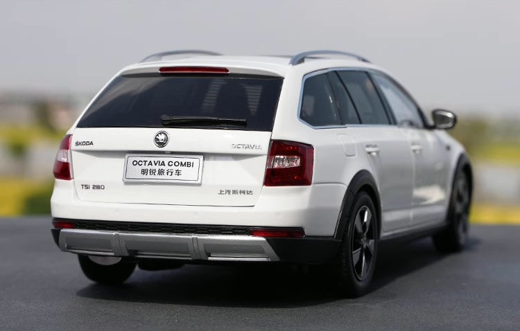 1:18 Skoda 2017 Octavia Die Cast Model Car