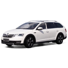 1:18 Skoda 2017 Octavia White Die Cast Model Car