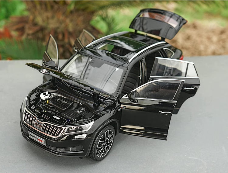 1:18 Skoda 2018 Karoq GT Die Cast Model Car