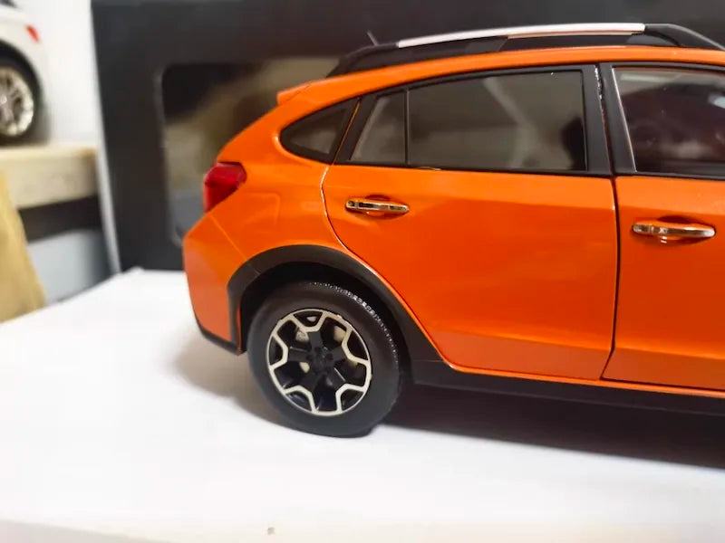 1:18 Subaru 2012 Crosstrek Die Cast Model Car