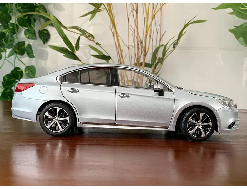 1:18 Subaru 2015 Legacy Die Cast Model Car