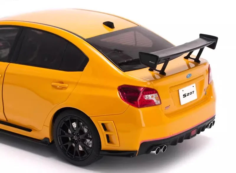 1:18 Subaru 2015 S207 NBR Die Cast Model Car