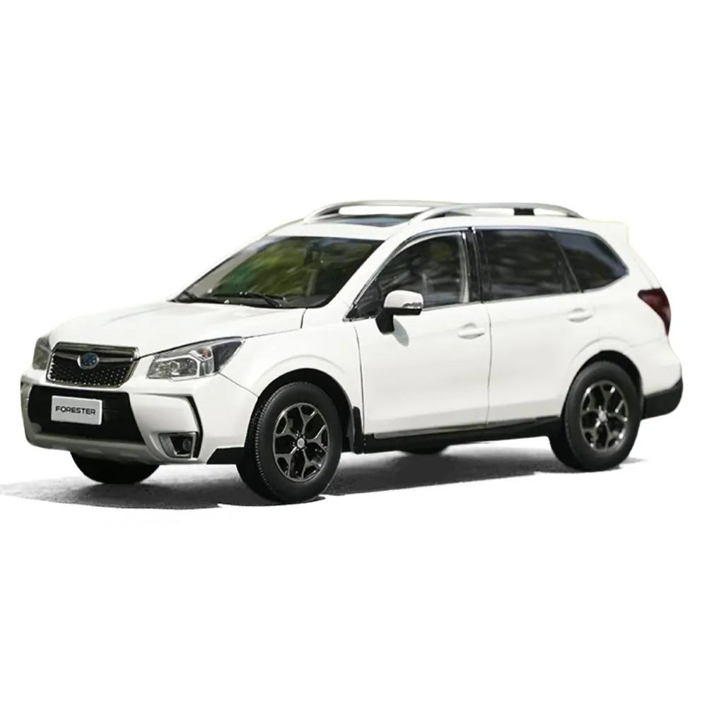 1:18 Subaru 2018 Forester White Die Cast Model Car