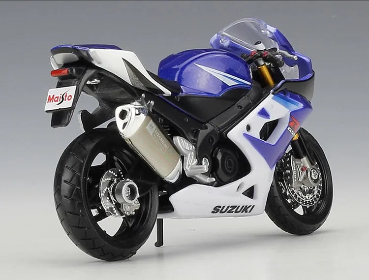 1:18 Suzuki 2005 GSX-R1000 Motorcycle Model