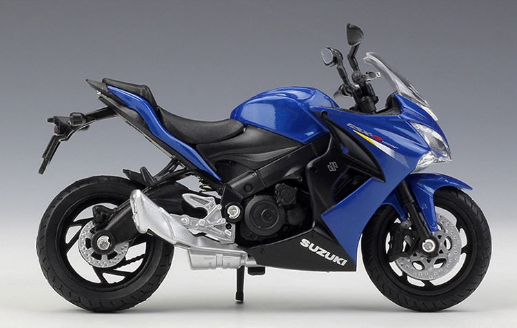 1:18 Suzuki 2016 GSX-S1000F Motorcycle Model