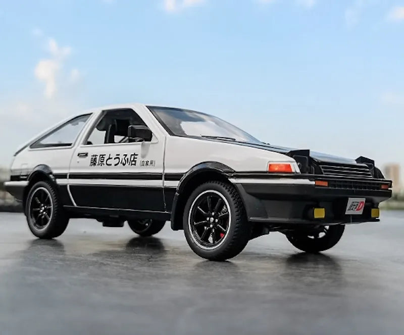 1:24 Toyota 1983 Corolla AE86 Initial D