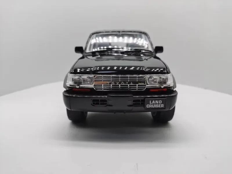 1:18 Toyota 1990 Land Cruiser 80 Series Die Cast Model Car