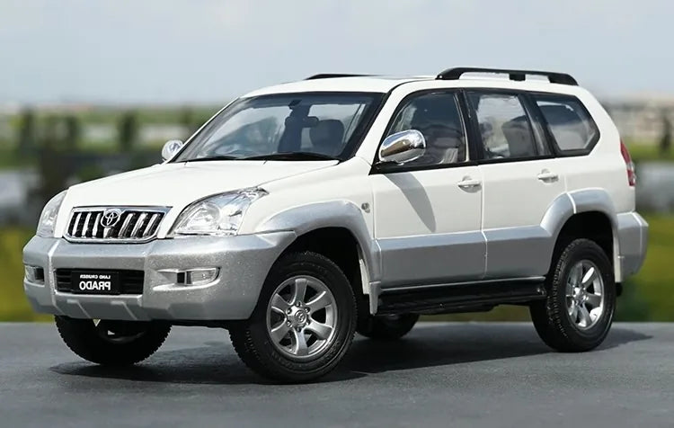 1:18 Toyota 2002 Land Cruiser Prado Die Cast Model Car