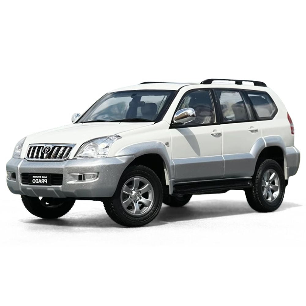 1:18 Toyota 2002 Land Cruiser Prado White Die Cast Model Car