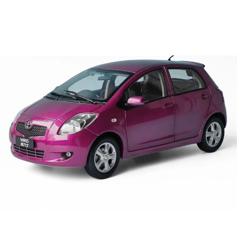 1:18 Toyota 2005 Yaris Purple Die Cast Model Car