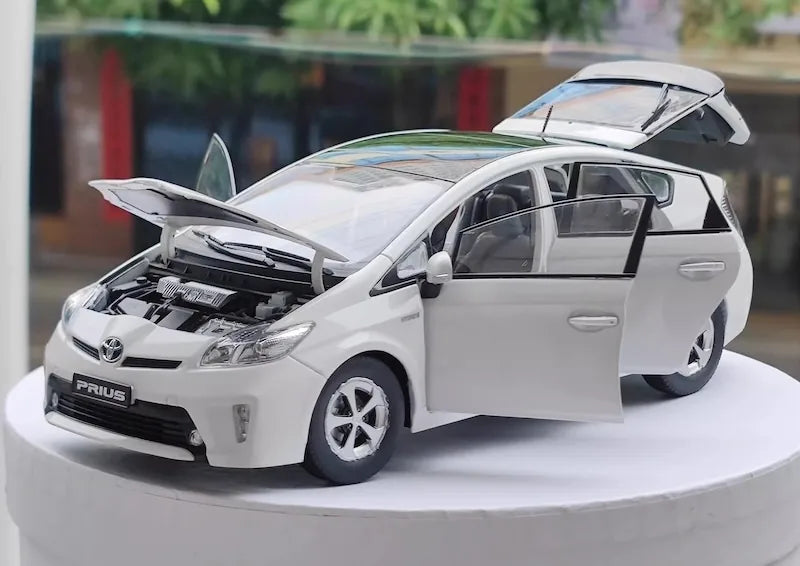 1:18 Toyota 2009 Prius Die Cast Model Car