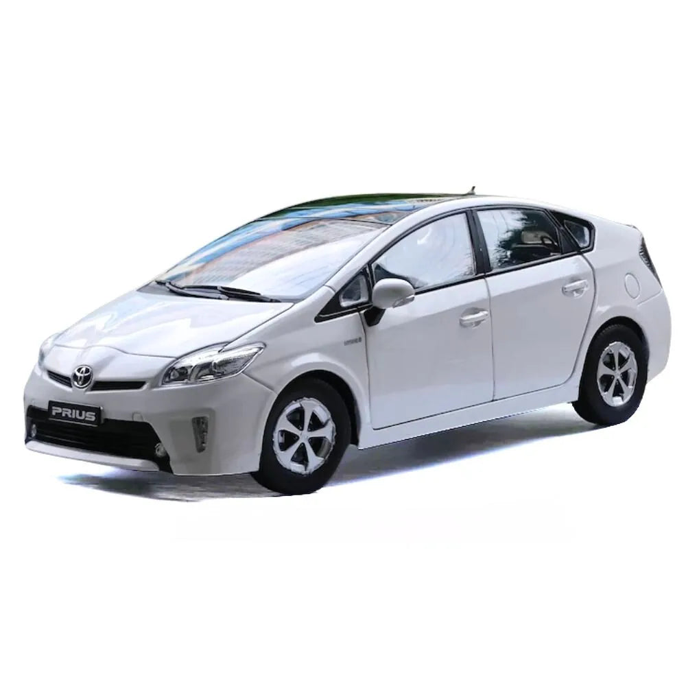 1:18 Toyota 2009 Prius White Die Cast Model Car