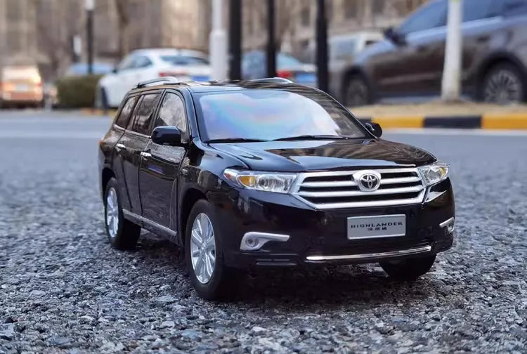 1:18 Toyota 2012 Highlander